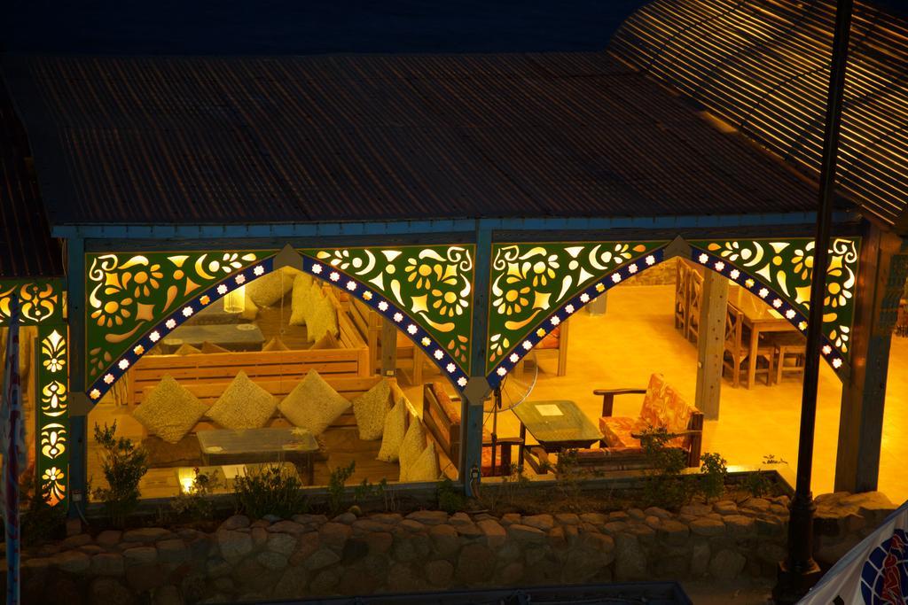 Shams Hotel & Dive Centre ダハブ エクステリア 写真