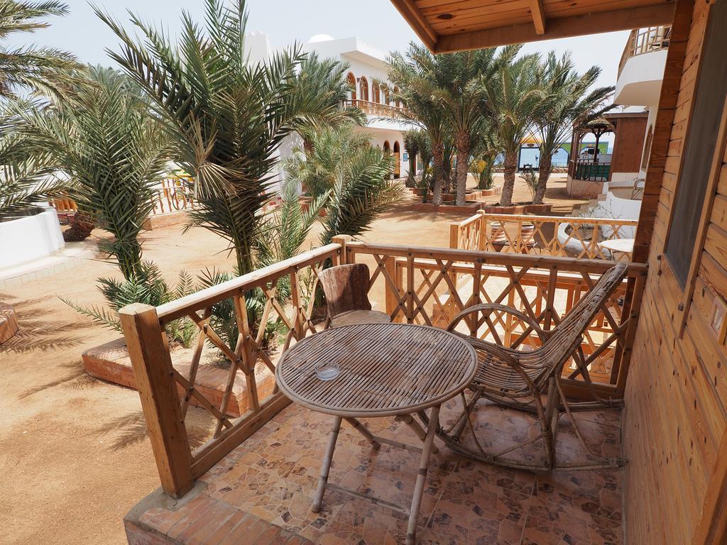 Shams Hotel & Dive Centre ダハブ エクステリア 写真